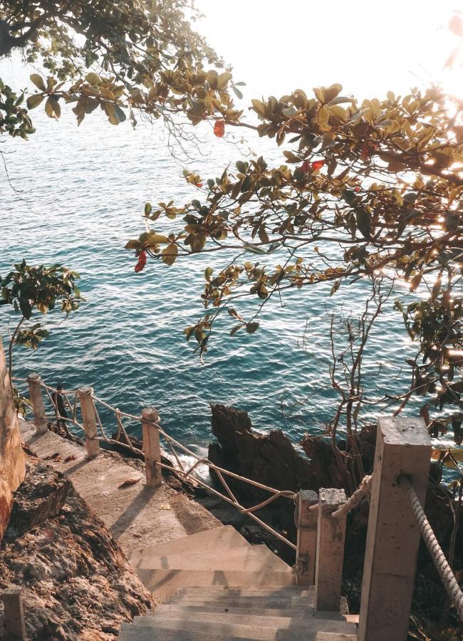 Koh Chang Hut Hotel Bagian luar foto